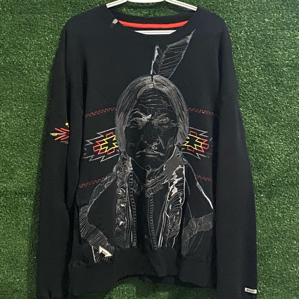 10 Deep sweater